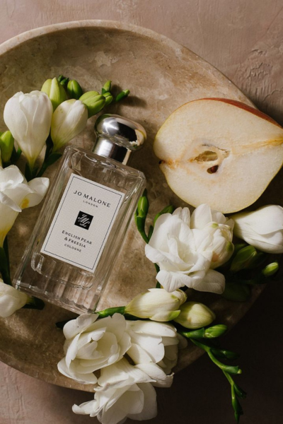 Jo-Malone-English-Pear-and-Freesia