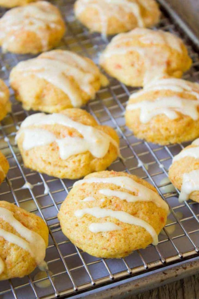 Carrot-Cookies-with-Orange-Glaze